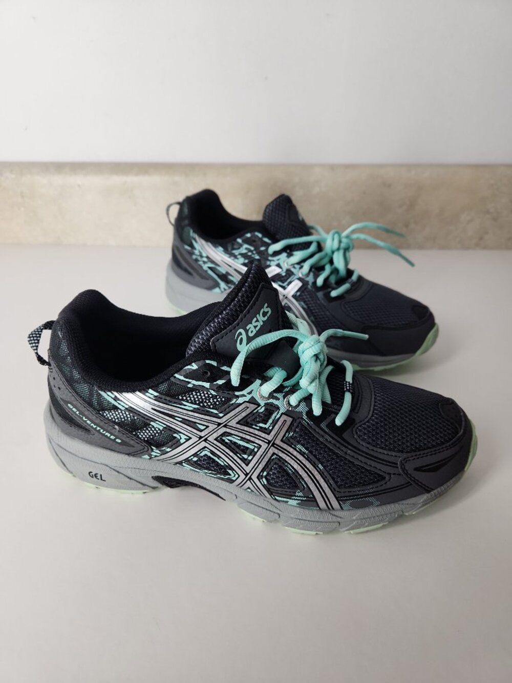 Asics Gel Venture 6 Running women's size 9 sneakers shoes athletic black gray